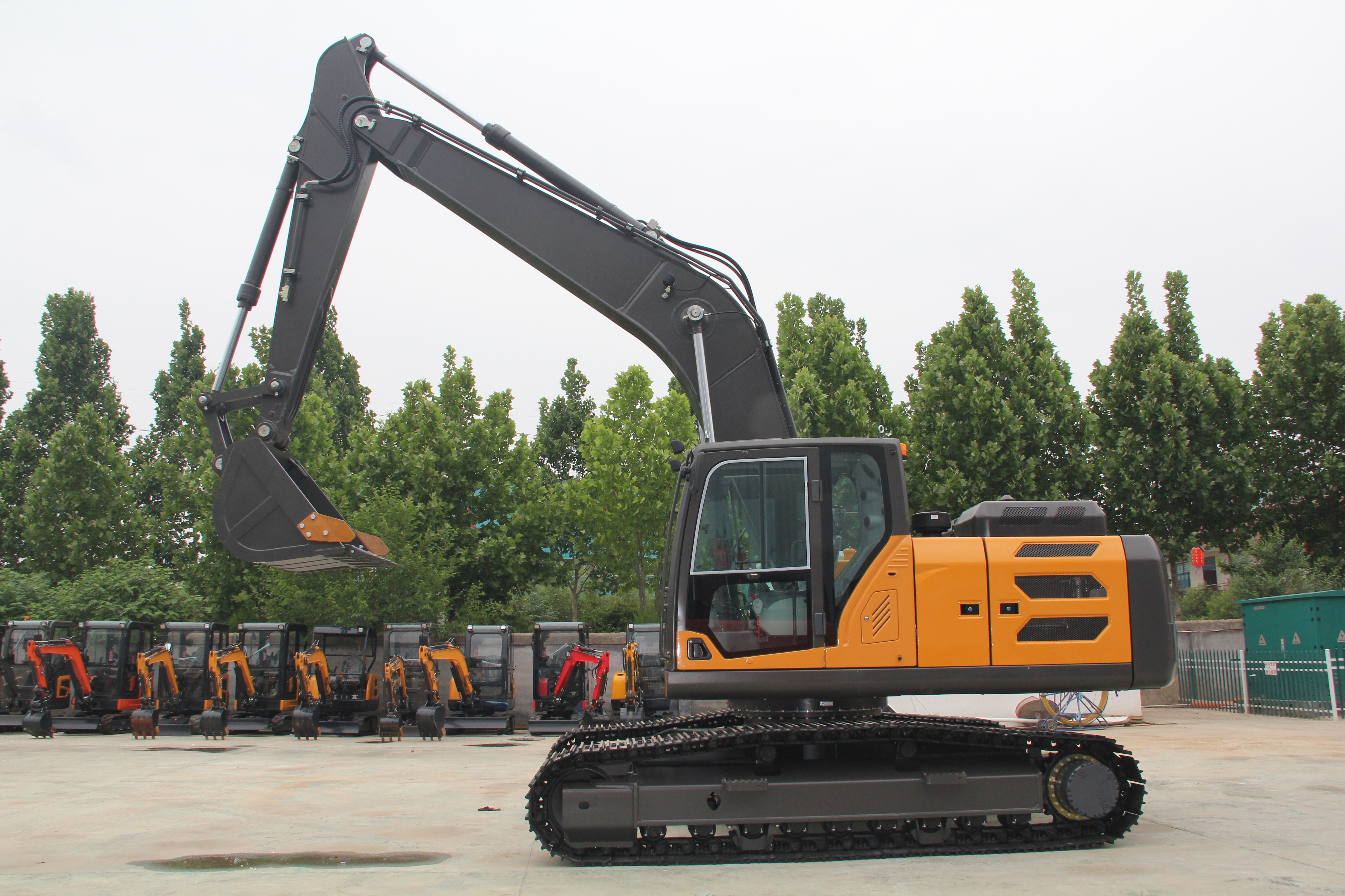 RK225G track excavator