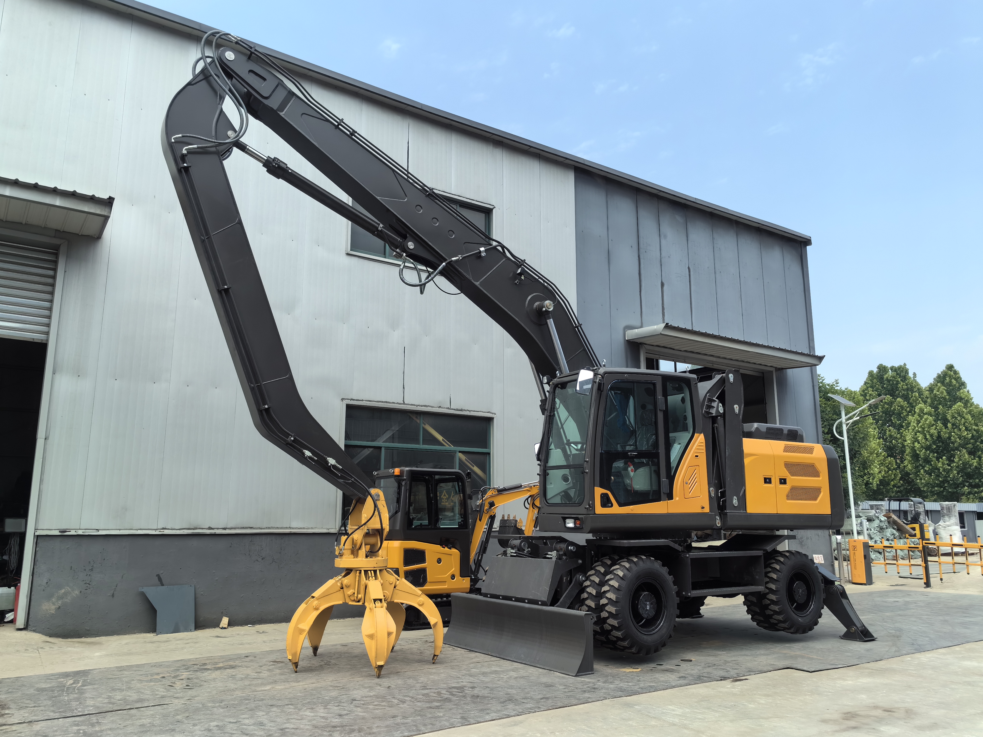 RK225WG wheel excavator